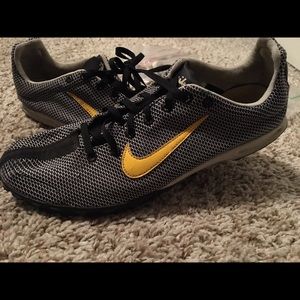 Nike Mens Track Shoes size 9.5 extra spikes too
